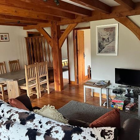 Chez Jallot - Upper Gite Vidaillat ภายนอก รูปภาพ